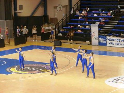 Equipe junior N2 - - Club de Twirling baton de L'oison
